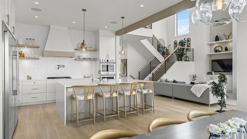 82 Red Sky Court, Kelowna, BC - Indoor Photo Showing Kitchen With Upgraded Kitchen