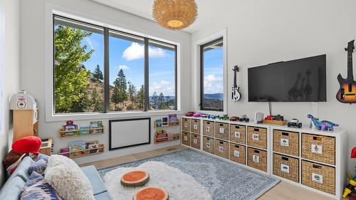 82 Red Sky Court, Kelowna, BC - Indoor