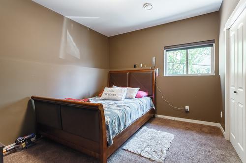 2538 Copper Ridge Drive, West Kelowna, BC - Indoor Photo Showing Bedroom
