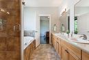 2538 Copper Ridge Drive, West Kelowna, BC  - Indoor Photo Showing Bathroom 