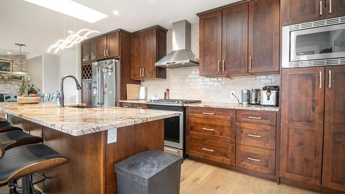941 Anders Road, West Kelowna, BC - Indoor Photo Showing Kitchen With Upgraded Kitchen