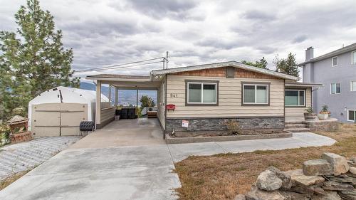 941 Anders Road, West Kelowna, BC - Outdoor