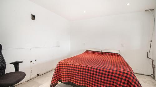 941 Anders Road, West Kelowna, BC - Indoor Photo Showing Bedroom