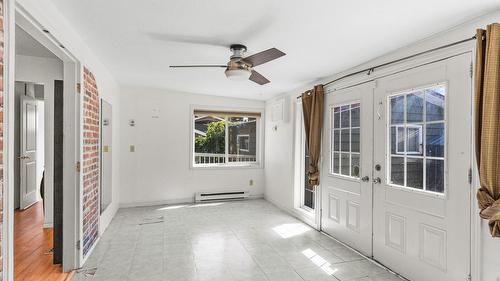 925 Sutherland Avenue, Kelowna, BC -  Photo Showing Other Room
