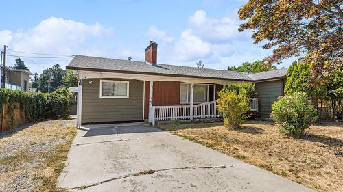 925 Sutherland Avenue, Kelowna, BC - Outdoor