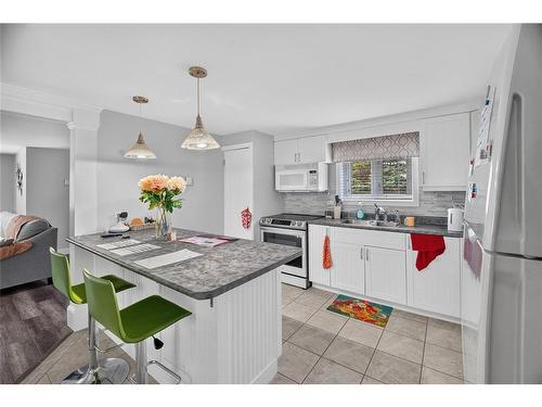 47 New Harbour Road, Spaniards Bay, NL - Indoor Photo Showing Kitchen With Upgraded Kitchen