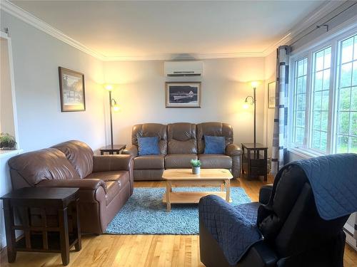 37 Read Street, Gander, NL - Indoor Photo Showing Living Room
