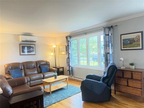 37 Read Street, Gander, NL - Indoor Photo Showing Living Room
