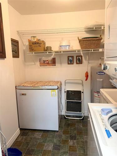 37 Read Street, Gander, NL - Indoor Photo Showing Laundry Room