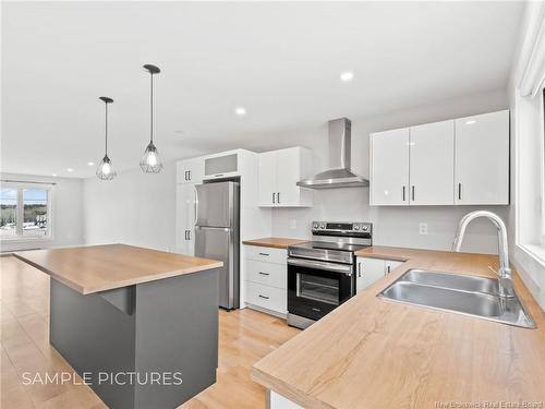 65 Aime St, Dieppe, NB 