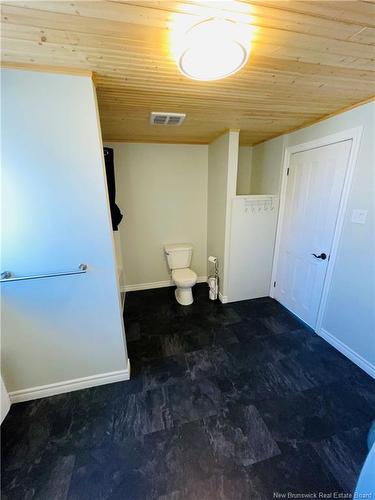 385 St-Pierre E, Caraquet, NB 