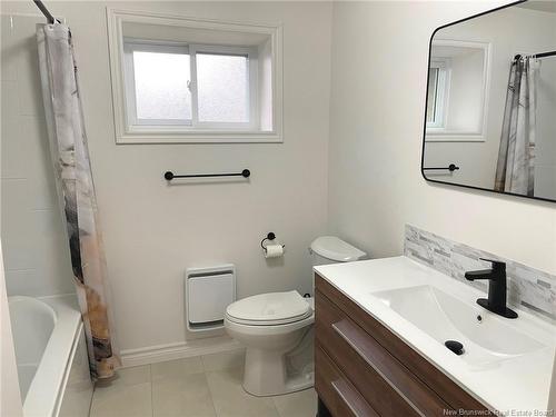 4 Emile-Simard Ave, Edmundston, NB 