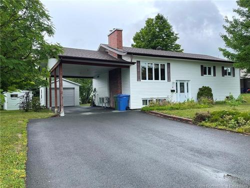 4 Emile-Simard Ave, Edmundston, NB 