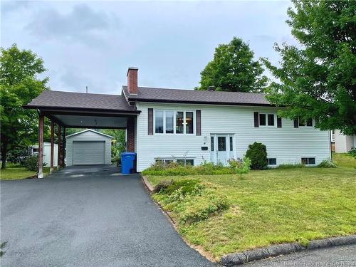 4 Emile-Simard Ave, Edmundston, NB 