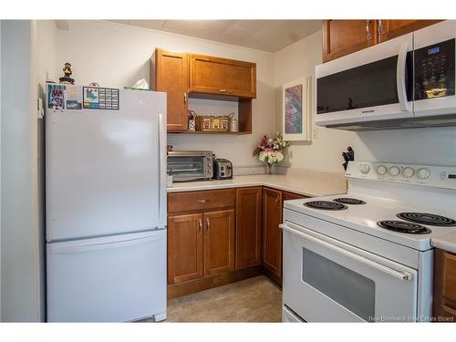 55 Union St, Saint Stephen, NB - Indoor Photo Showing Kitchen