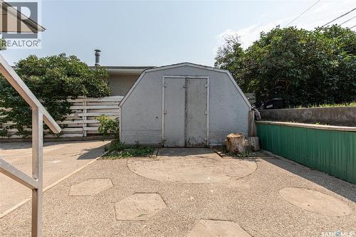 1131 Currie Crescent, Moose Jaw, SK - Outdoor