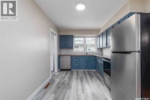 1131 Currie Crescent, Moose Jaw, SK - Indoor Photo Showing Kitchen