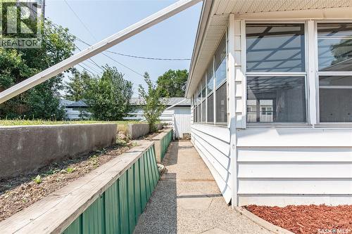 1131 Currie Crescent, Moose Jaw, SK - Outdoor