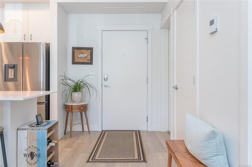 #106-120 Jensen Ave West, Parksville, BC - Indoor Photo Showing Other Room