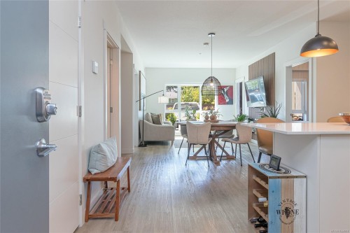 #106-120 Jensen Ave West, Parksville, BC - Indoor