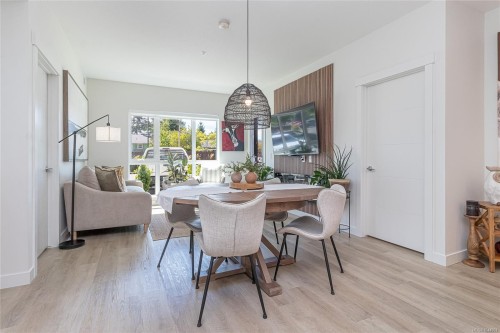 #106-120 Jensen Ave West, Parksville, BC - Indoor