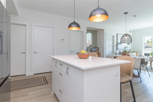 #106-120 Jensen Ave West, Parksville, BC - Indoor