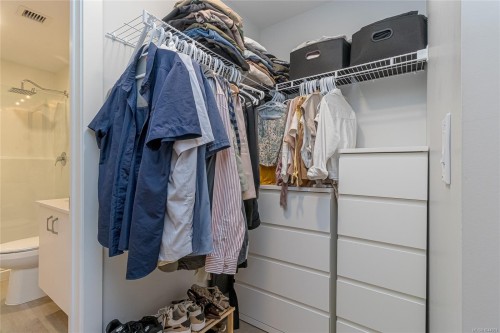 #106-120 Jensen Ave West, Parksville, BC - Indoor With Storage