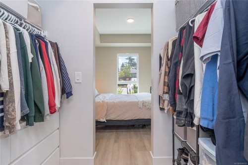 #106-120 Jensen Ave West, Parksville, BC - Indoor With Storage