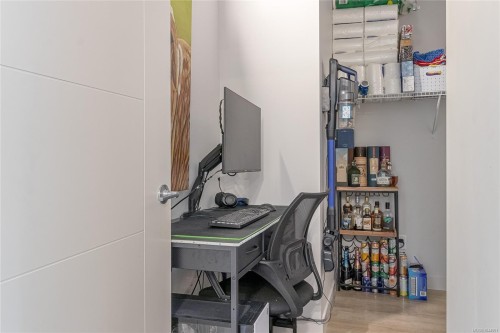 #106-120 Jensen Ave West, Parksville, BC - Indoor