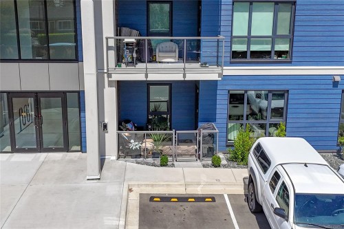 #106-120 Jensen Ave West, Parksville, BC - Outdoor