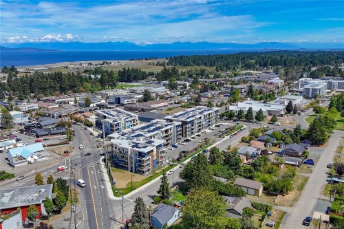 #106-120 Jensen Ave West, Parksville, BC - Outdoor With View