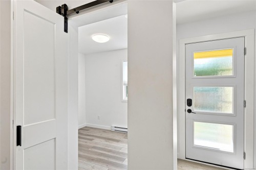 121 Pine St, Nanaimo, BC 