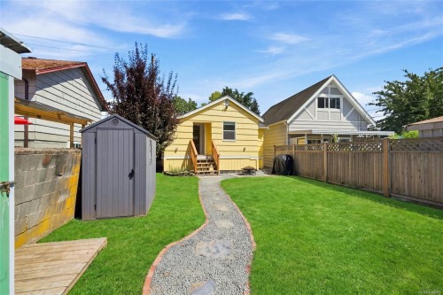 121 Pine St, Nanaimo, BC 