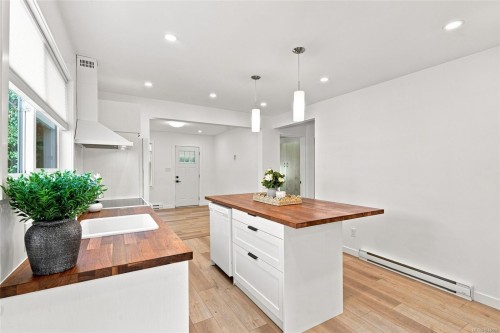 121 Pine St, Nanaimo, BC 