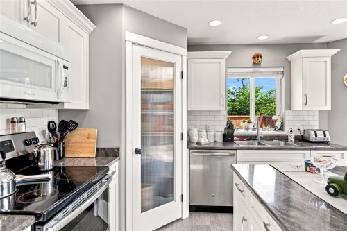 100 Carlo Pl, Nanaimo, BC 