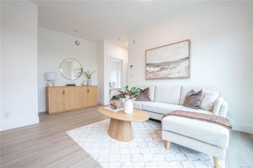 #212-258 Helmcken Rd, View Royal, BC - Indoor Photo Showing Living Room