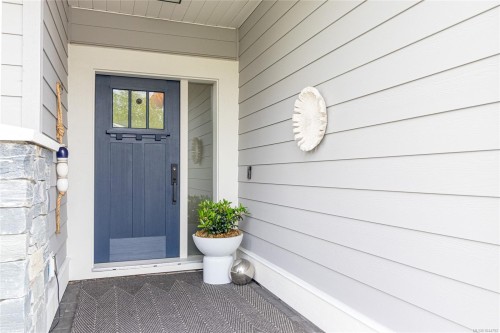9257 Bakerview Close, North Saanich, BC 