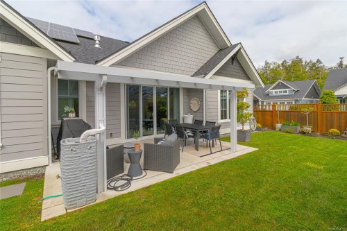 9257 Bakerview Close, North Saanich, BC 