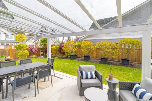 9257 Bakerview Close, North Saanich, BC 