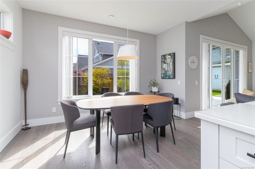 9257 Bakerview Close, North Saanich, BC 