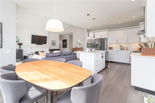 9257 Bakerview Close, North Saanich, BC 