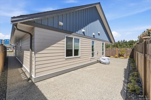 261 Dunbar Way, Parksville, BC 