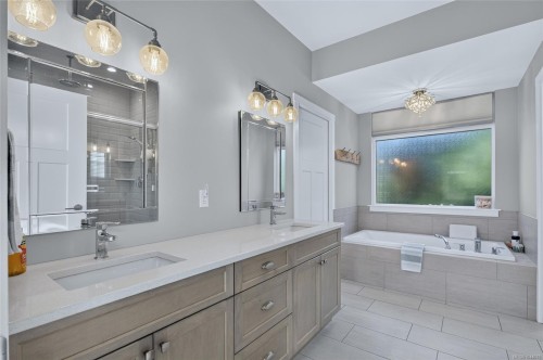 8740 Oyster River Way, Black Creek, BC 