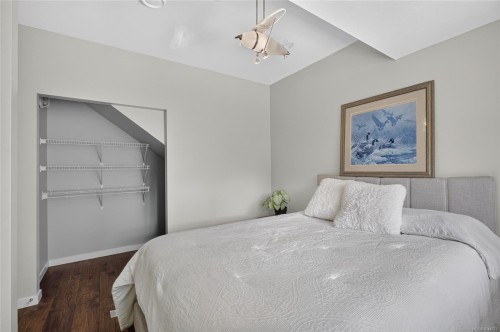 8740 Oyster River Way, Black Creek, BC 
