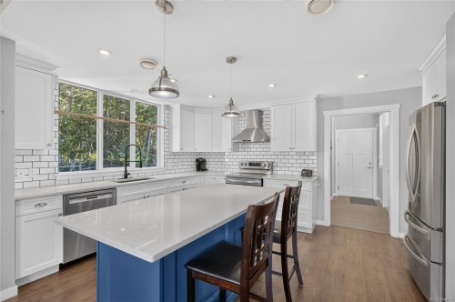 8740 Oyster River Way, Black Creek, BC 