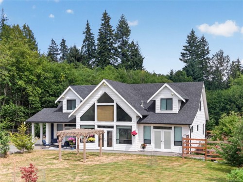 8740 Oyster River Way, Black Creek, BC 