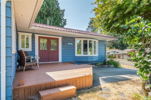 560 Eaglecrest Dr, Qualicum Beach, BC 