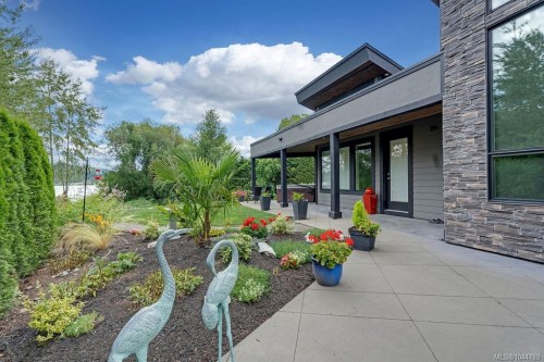 1747 Westlock, Duncan, BC 