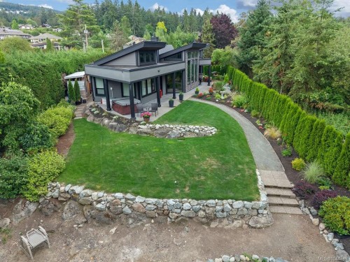 1747 Westlock, Duncan, BC 