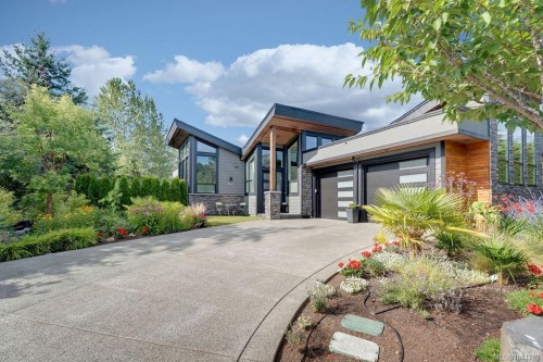 1747 Westlock, Duncan, BC 
